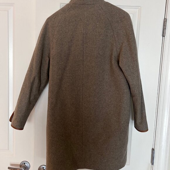 From Paris - French Brand Sessùn Grey Wool Coat with Leather Trim + Buttons - Picture 5 of 9